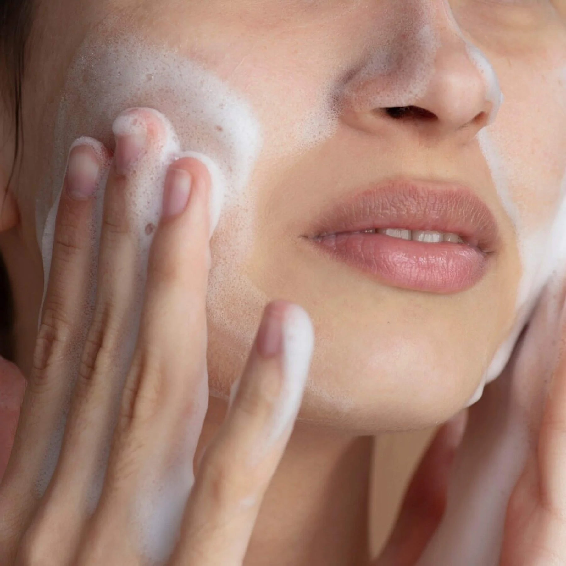 Brighten Cleanser